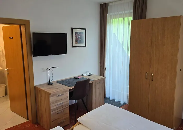 Pension Alpenblick B&B